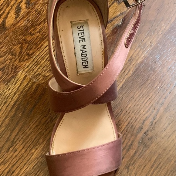 Steve Madden pink satin with clear heel - Picture 2 of 5